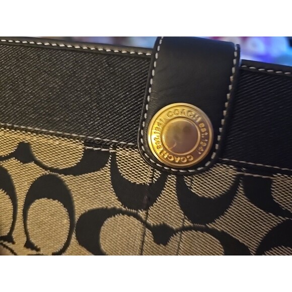 Coach Signature Round Zipper Zip Around Stripe Jacquard Wallet Black - Picture 5 of 12